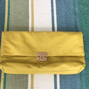 Limited brand-Yellow clutch